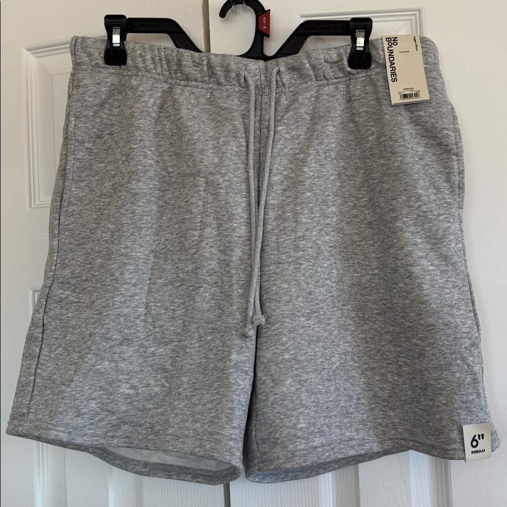 NWT No Boundaries Jogger Shorts Gray Men Medium